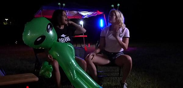  AmateurBoxxx - Katie Kush and Ella Cruz Probed by Area 51 Alien